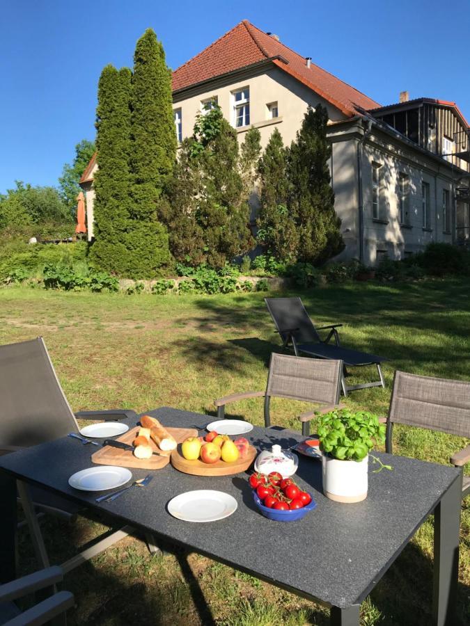 Gutshaus Alt-Jargenow Apartment Alt Jargenow Екстериор снимка