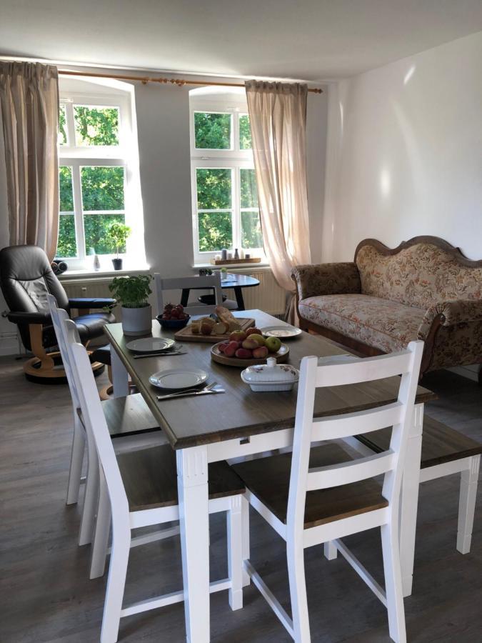 Gutshaus Alt-Jargenow Apartment Alt Jargenow Екстериор снимка